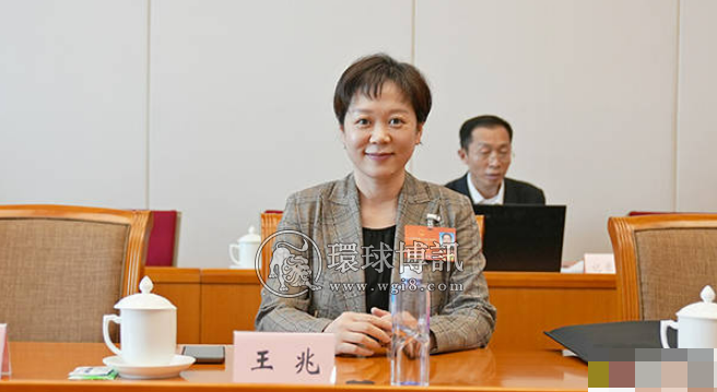 陈建银、王兆代表：打击网络犯罪应与个人信息保护协同推进